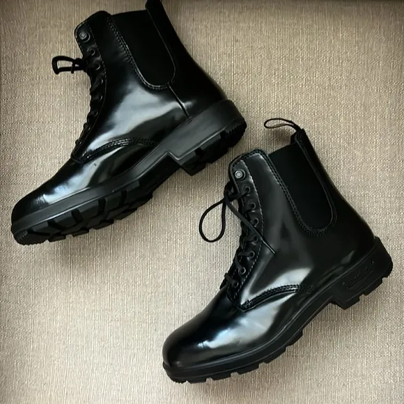 New Blundstone Lace Up Gore Boots Patent Leather US 8.5