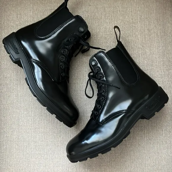 New Blundstone Lace Up Gore Boots Patent Leather US 8.5