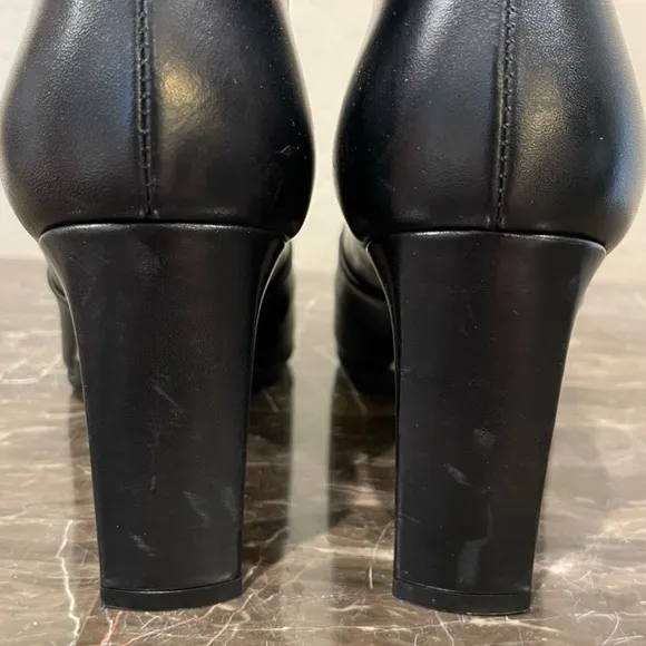 NEW Capezzani Italian Black Leather Ankle Boots