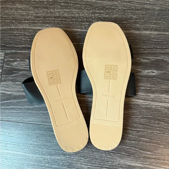NEW Dolce Vita Black and Tan Women's Slide Sandals