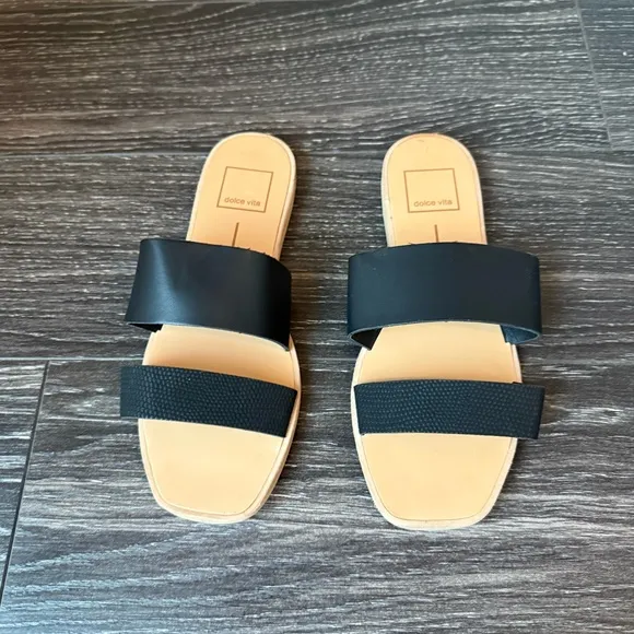NEW Dolce Vita Black and Tan Women's Slide Sandals