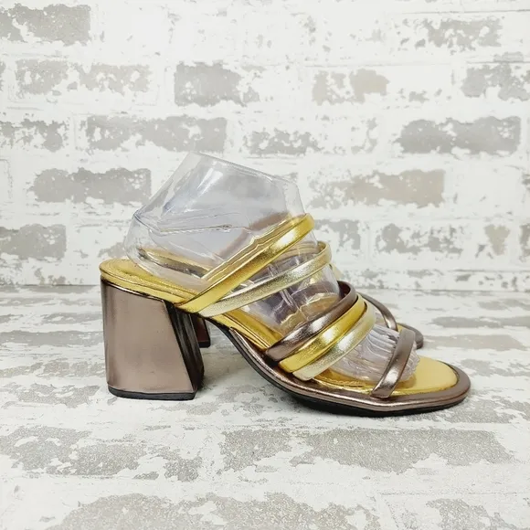 New Farm Rio  Block Heel Slide Gold Silver Strappy Sandal D1014