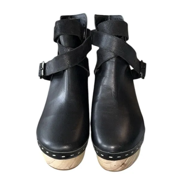 NEW Free People Bungalow Black Leather Clog Ankle Boots Booties - 7.5