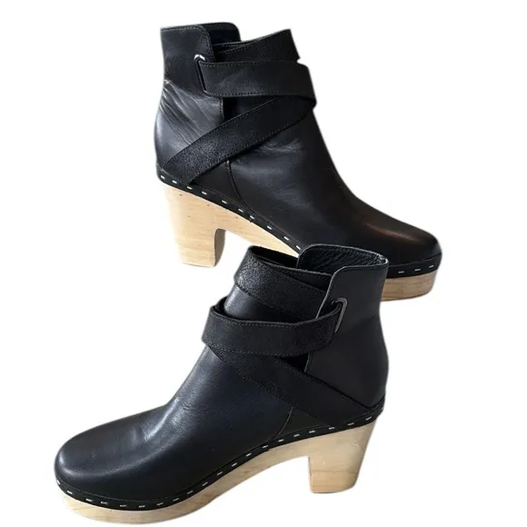 NEW Free People Bungalow Black Leather Clog Ankle Boots Booties - 7.5