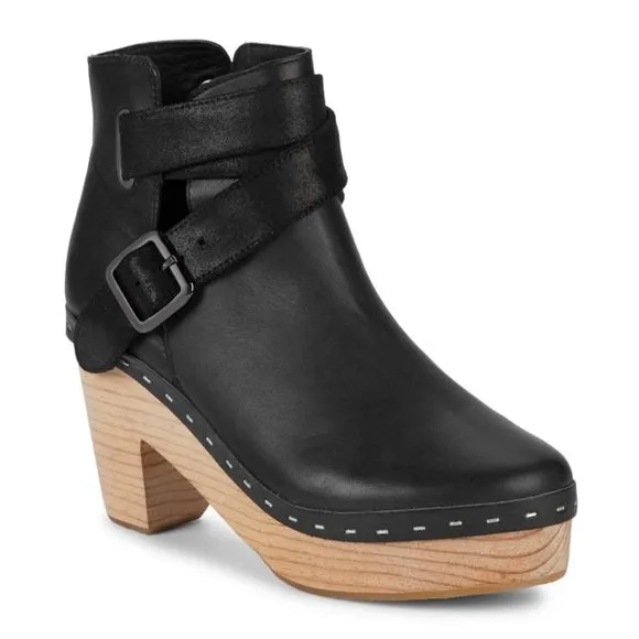 NEW Free People Bungalow Black Leather Clog Ankle Boots Booties - 7.5