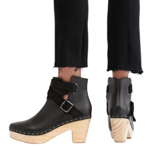 NEW Free People Bungalow Black Leather Clog Ankle Boots Booties - 7.5