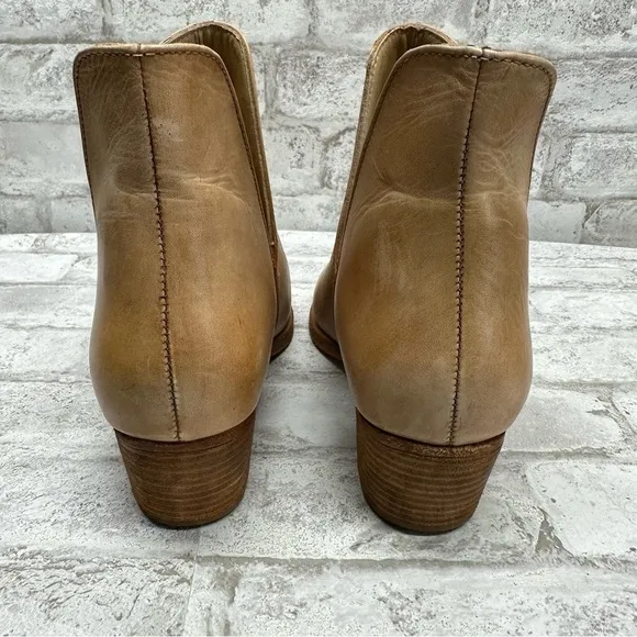 NEW Free People Charm Double V 7.5 Tan Buttery Soft Leather Western Ankle boots
