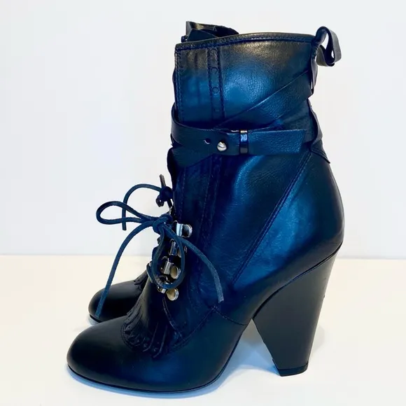 New Jerome C. Rousseau Leather Ankle Lace-Up Boots Size 37