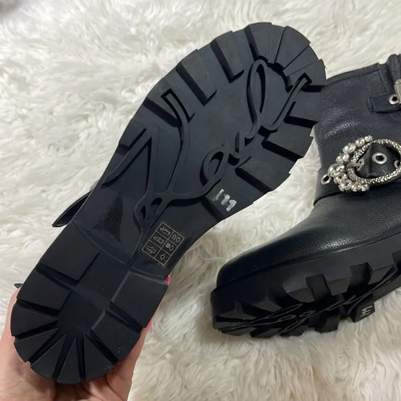 NEW KARL LAGERFELD PARISWomen's Marceau Embellished Black Leather Buckle Boots