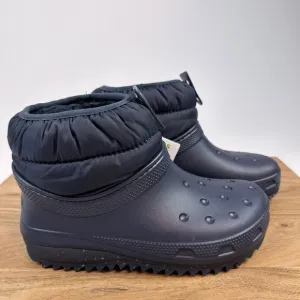 New Kids Crocs Classic Neo Puff Shorty Lined Winter Snow Ankle Boots Size 3 Y