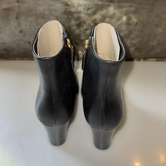 NEW Lauren Ralph Lauren Black Wedge Ankle Boot In Size 6
