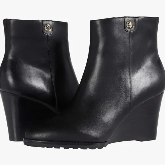 NEW Lauren Ralph Lauren Black Wedge Ankle Boot In Size 6