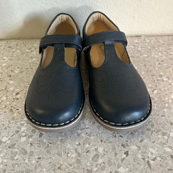 New Mini Boden Leather T-bar Flats Navy Blue (36)US 4 youth
