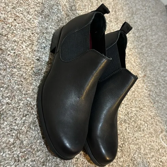 NEW! Munro Bedford Leather Bootie - Size 6.5