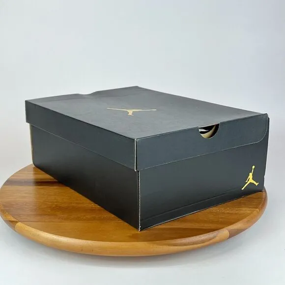 New NIB Mens Nike Air Jordan‎ 1 Mid Team Red Shoes Sneakers DQ8426-615 Size 12 M