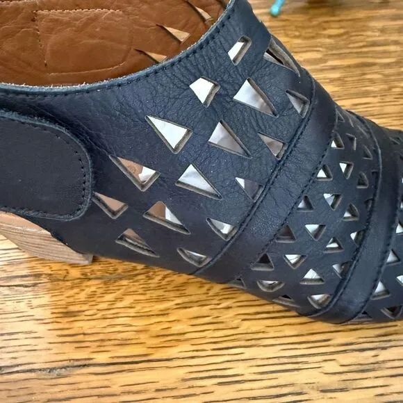 NEW Spring Step Dorotha Black Cut Out Sandals Size 8 Eu 38 Career, Casual NWOT