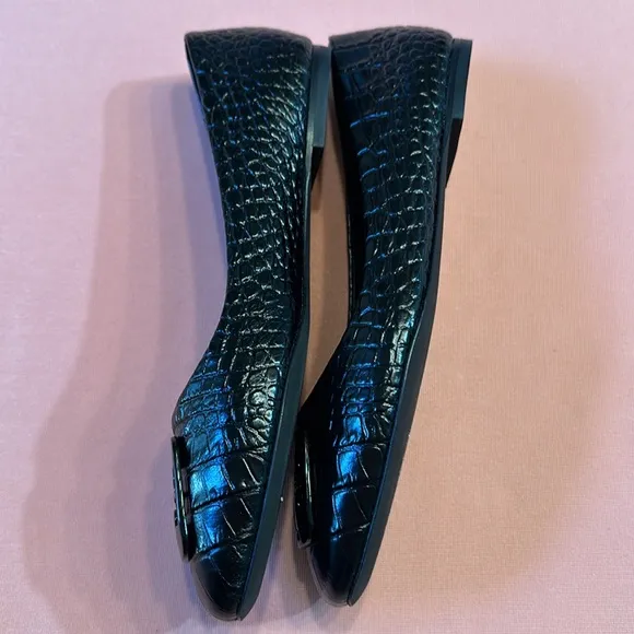 New Tory Burch Leather Shoes. Black. Size 7.5.