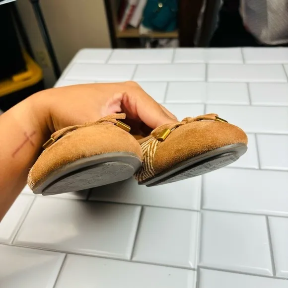New VIONIC Minna Herringbone Brown Cream Cow Hair Suede Bow Ballet Flats 9