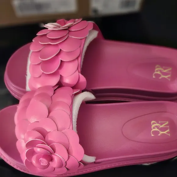 New York &amp; Company Women's Pink Slide Sandals