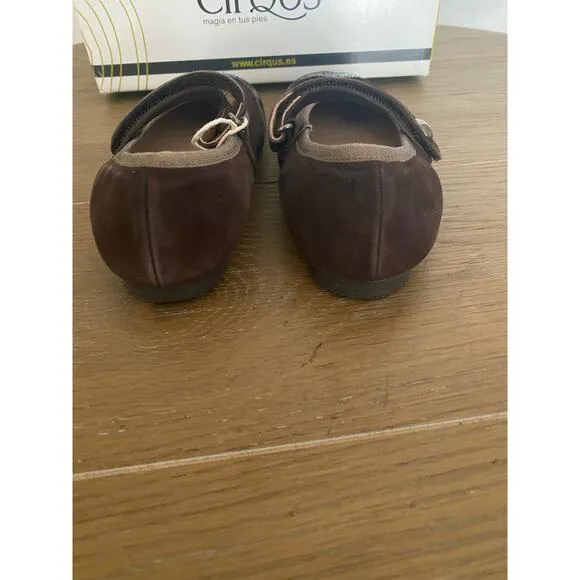 NIB Cirqus brown Mary Jane shoes, size 22 toddler