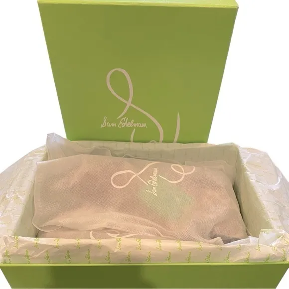 NIB Sam Edelman Suede Pryce Bootie Putty Gray Brand New in Box Size 8.5
