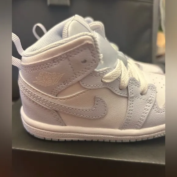 NIB /Toddler's Nike Air Jordan 1 Mid Cobalt Bliss/White Size 6C / Retail $100