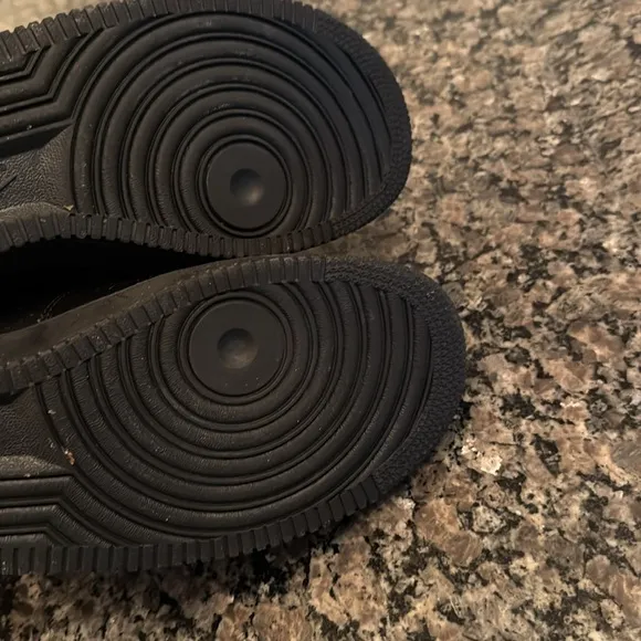 Nike Air Force 1 ‘07 triple black Men's Sneakers EUC 10.5