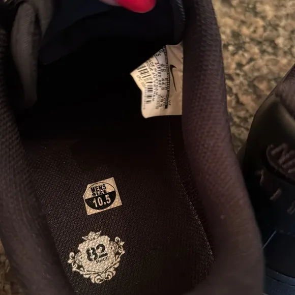 Nike Air Force 1 ‘07 triple black Men's Sneakers EUC 10.5