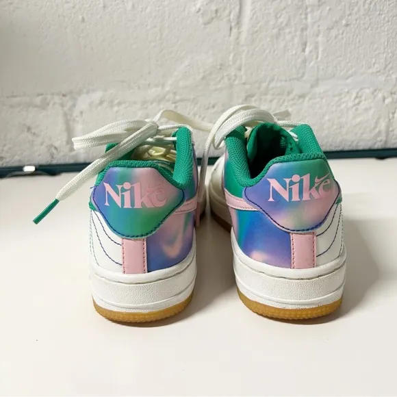 NIKE AIR FORCE 1 LV8 3 Big Kids’ Shoes Sz 3.5 Y Girls White/Green/Pink EUC