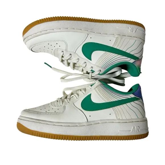 NIKE AIR FORCE 1 LV8 3 Big Kids’ Shoes Sz 3.5 Y Girls White/Green/Pink EUC