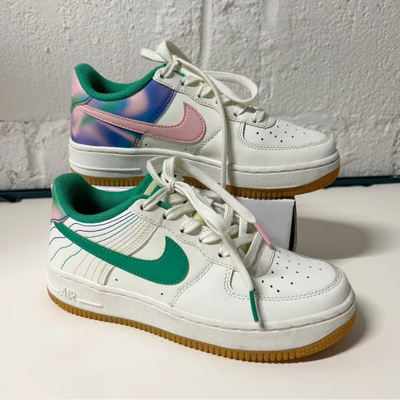 NIKE AIR FORCE 1 LV8 3 Big Kids’ Shoes Sz 3.5 Y Girls White/Green/Pink EUC