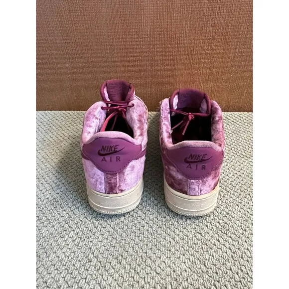 Nike Air Force 1 LV8 Tea Berry BORDEAUX VELVET Size 6.5Y 849345-601