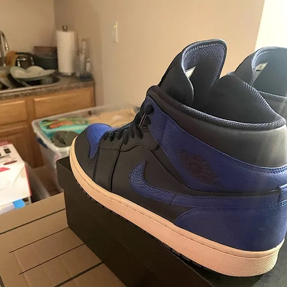 Nike Air Jordan 1 Mid Obsidian / Game Royal Size 13 With OG Box