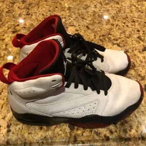 Nike Air Jordan “Lift Off” sneakers.Sharp‎ white black red leather. Siz…