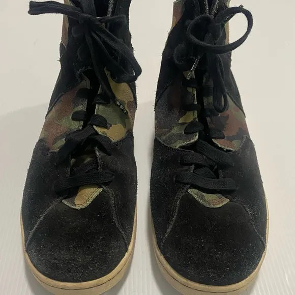 Nike Air Jordan Shoes Westbrook 0.2 Men’s Size 9 Suede Camo Hi Tops‎