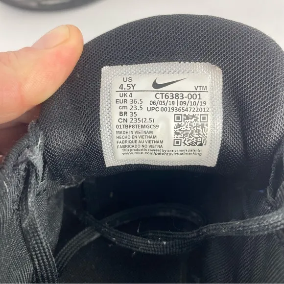 Nike Air Max‎ 720 Just Do It Black &amp; Blue  (GS) Youth size 4.5