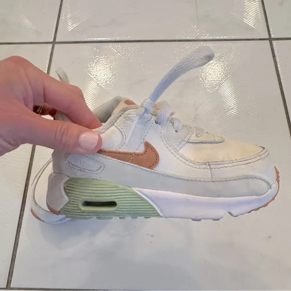 Nike Air Max 90 Leather Little Kids’ Shoes Pale Ivory/ Phantom/Honeydew/Amber