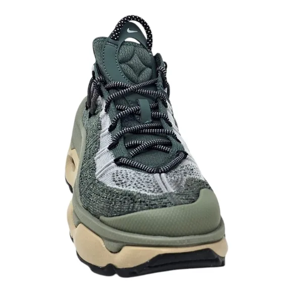 Nike Air Max Flyknit Venture Vintage Army (Green) FD2110-300 Women's Size 7.5