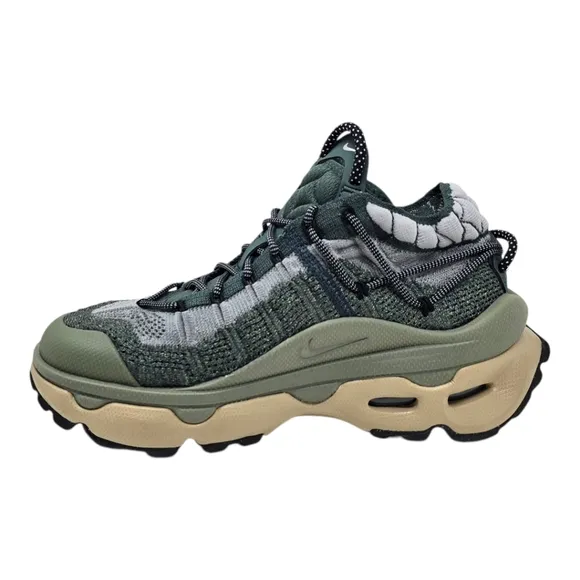 Nike Air Max Flyknit Venture Vintage Army (Green) FD2110-300 Women's Size 7.5