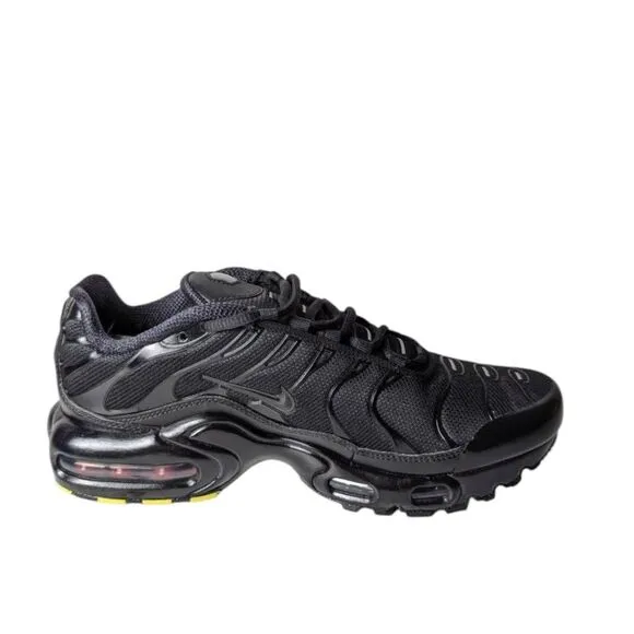 Nike Air Max Plus 'Triple Black&quot; Running Shoes Size 7Y/W8.5