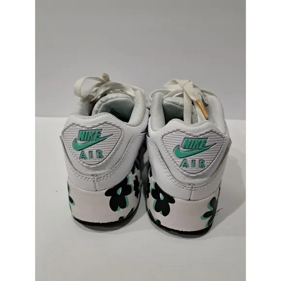 Nike Air Max Size 3Y FJ3166-100 Pre Owned Great Condition White With Flower