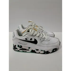 Nike Air Max Size 3Y FJ3166-100 Pre Owned Great Condition White With Flower