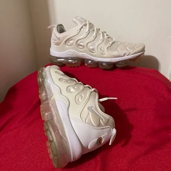 Nike Air VaporMax Plus White‎ Running Shoes Sneakers 924453-100 Men’s Size 12