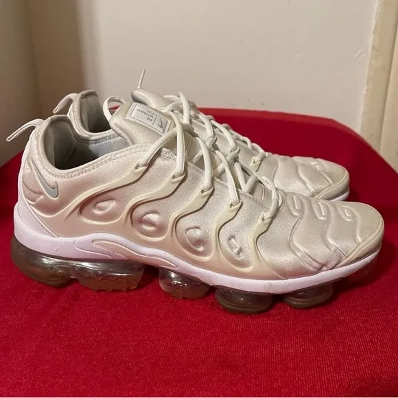 Nike Air VaporMax Plus White‎ Running Shoes Sneakers 924453-100 Men’s Size 12