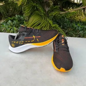 Nike Air Zoom Pegasus 38 BRS Running Shoes Mens Size: 10.5
