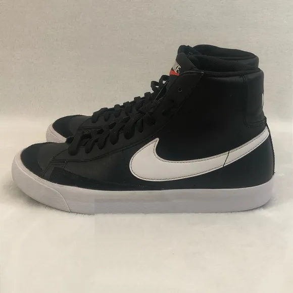Nike Blazer Mid '77 Women's 8 Youth 6.5Y GS Basketball Shoes Sneakers DA4086-002