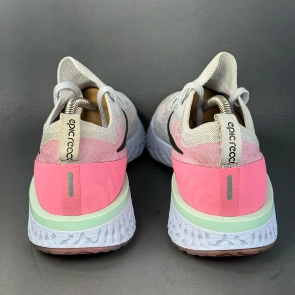 Nike Epic React Flyknit First Blush athletic sneaker running shoes size 11