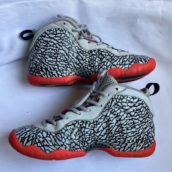 Nike Foamposite Pro GS Pink Elephant Grey Black Shoes