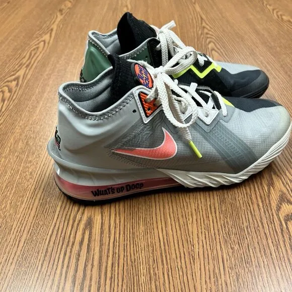 Nike Lebron XVIII Tune Squad - Bugs Bunny Vs Martian-Grey/Black-Space Jam Size 8