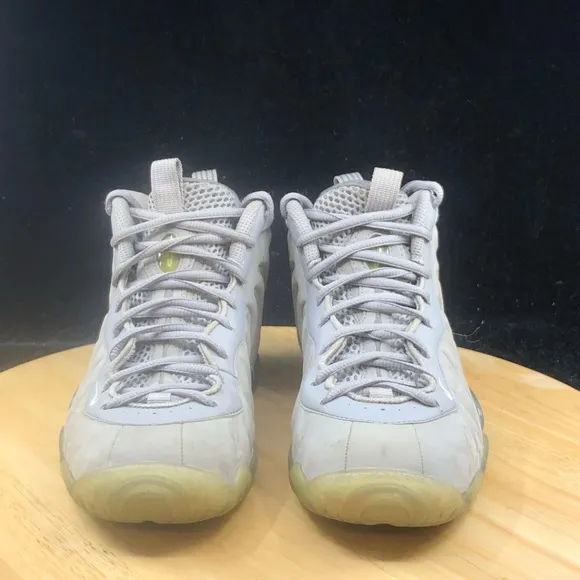 Nike Little Foamposite One Premium GS Wolf Grey Suede 807198-007 Size 4.5Y